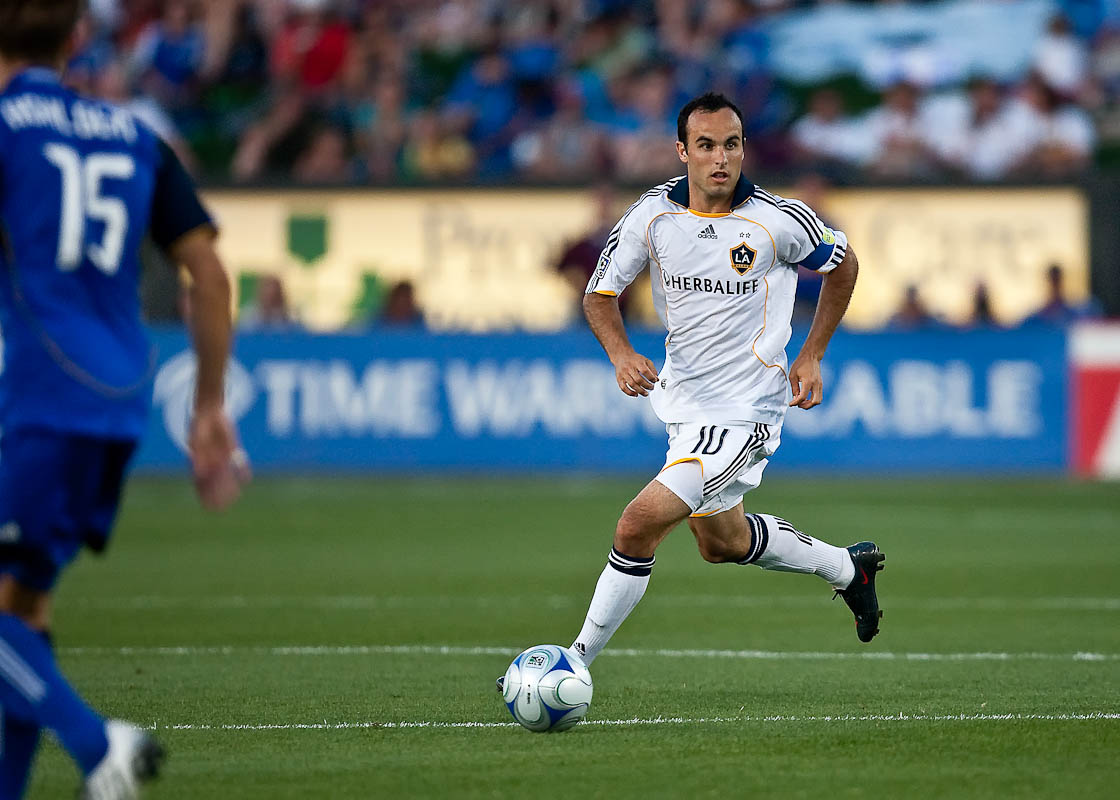 20090725_MLS_Soccer_Galaxy_Wizards_Landon_Donovan_1