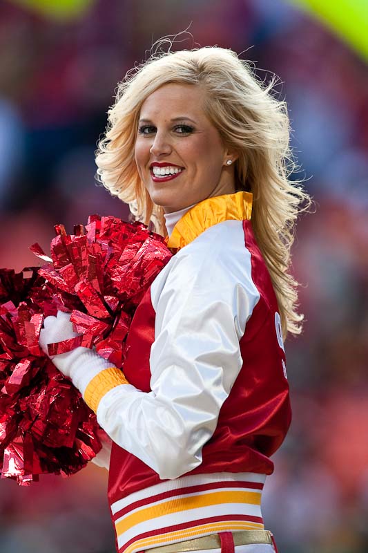 20091220_NFL_Football_Kansas_City_Chiefs_cheerleader_Jenna