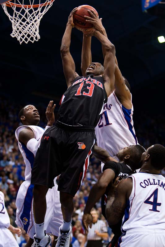 20100116_NCAA_Basketball_Texas_Tech_Kansas_David_Tairu