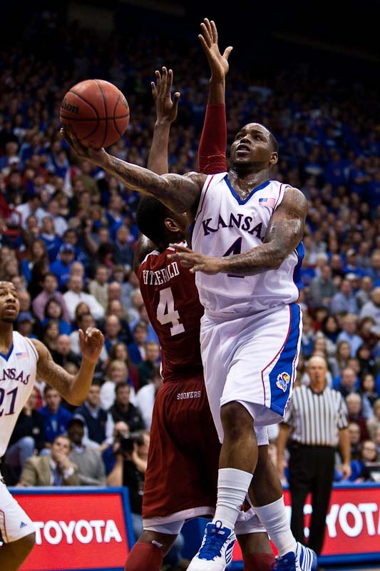 20100222_NCAA_Basketball_Oklahoma_Kansas_Sherron_Collins